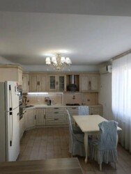 2-��������� �������� � 89 �² � 2/5 ����, ��� �����-2 ���� 12