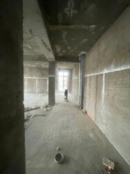 3-��������� �������� � 90.1 �² � 3/3 ����, ����. �������� 932 ���� 4