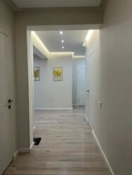 3-��������� �������� � 120 �² � 7/15 ����, ��������� ������ 50 � ����� ���� ���� 20