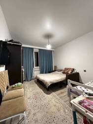 3-��������� �������� � 70.5 �² � 3/7 ����, ������ �������� 206/2 ���� 7