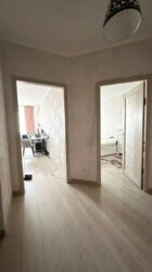 2-��������� �������� � 51.7 �² � 10/12 ����, ���������� 158 � ���������� ���� 3