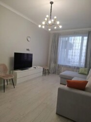 2-��������� �������� � 84 �² � 17/18 ����, ����������� 237 � ������� ���� 9