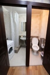 3-��������� �������� � 60 �² � 1/4 ����, ��� �10 � � �����-�������� ���� 3