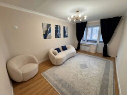 Продается квартира Алматы, Алмалинский р-н, Байзакова, уг.ул Толе би, 138 фото 1 Продается квартира Алматы, Алмалинский р-н, Байзакова, уг.ул Толе би, 138 фото 1