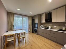 2-��������� �������� � 70 �² � 4/12 ����, ���������� 91 � ��������� ���� 5