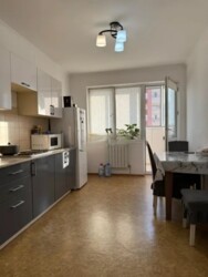 2-��������� �������� � 70 �² � 12/17 ����, ��� �������, ��������� 150 � � �������� ������� ���� 1