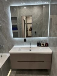 4-��������� �������� � 110 �² � 8/11 ����, ��������� 84/2 ���� 19