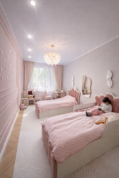 3-��������� �������� � 80 �² � 5/12 ����, ��������� 162 � ��������� �������� ���� 4