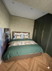 2-��������� �������� � 60 �² � 6/13 ����, ��� �������� 77/1 � ���������� ����� � �������� ������� ������� ����. ����� ������ ���-�������. ���� 3