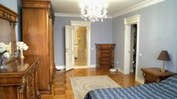 8-��������� �������� � 341 �² � 7/8 ���� �� 380 ��� 〒 ���� 52