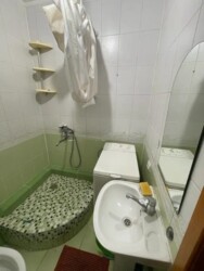 2-��������� �������� � 42 �² � 2/5 ����, ��� ������-3 12 ���� 7