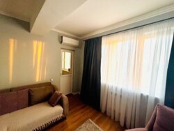 Продается квартира Алматы, Ауэзовский р-н, мкр. Аксай - 5, Садвакасова фото 2 Продается квартира Алматы, Ауэзовский р-н, мкр. Аксай - 5, Садвакасова фото 2