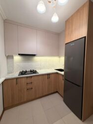 2-��������� �������� � 40 �² � 2/5 ����, ��������� 147 ���� 4