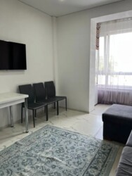 2-��������� �������� � 52.1 �² � 3/10 ����, ��� �������� 218 ���� 6