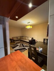 3-��������� �������� � 62.8 �² � 2/5 ����, ������ 117/127 � ���������� ���� 1