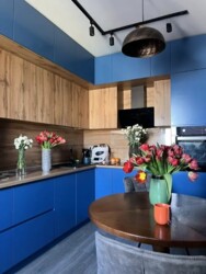 1-��������� �������� � 44.4 �² � 7/13 ����, �������� 194 ���� 10