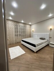 2-��������� �������� � 52.5 �² � 7/18 ����, ������� 31 � ��������� 94 ���� 1