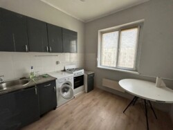 Продается квартира Алматы, Алмалинский р-н, Тургута озала — Толе би, 94 фото 1 Продается квартира Алматы, Алмалинский р-н, Тургута озала — Толе би, 94 фото 1