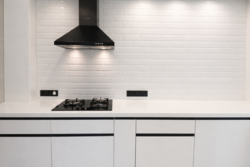 3-��������� �������� � 130 �² � 8/10 ����, ��������� 50 � ������ �� ��������� ������ ���� 13