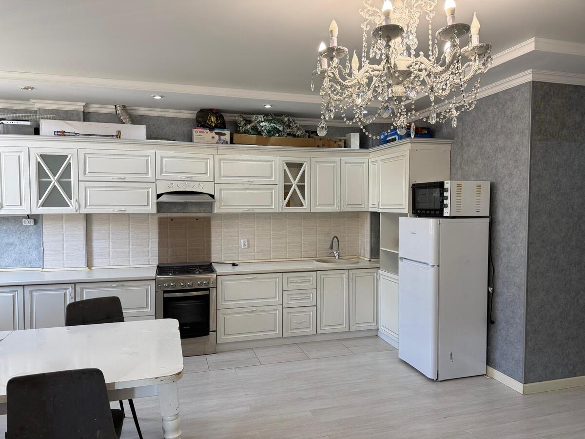 Продается квартира Мангистауская обл., Актау, 16-й мкр, 44 фото 1 Продается квартира Мангистауская обл., Актау, 16-й мкр, 44 фото 1