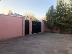 ��������� ��� � 7 ������ � 400 �² � 10 ���., ��� ����� 153 ���� 13