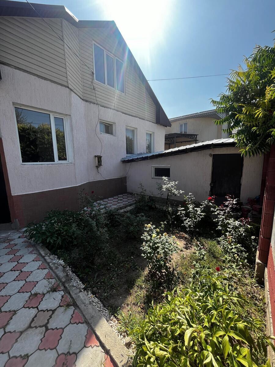 Продается дом Алматы, Алатауский р-н, Мкр Акбулак ул. Шангитбаева, 10 фото 1 Продается дом Алматы, Алатауский р-н, Мкр Акбулак ул. Шангитбаева, 10 фото 1