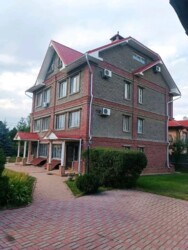 ��������� ��� � 7 ������ � 720 �² � 14 ���., ��� ���������, ������ ��� 57 � ��������� �������� �� Hayat Park ���� 2