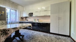 Продается 6-ти комнатный дом в мкр Алгабас. фото 1 Продается 6-ти комнатный дом в мкр Алгабас. фото 1