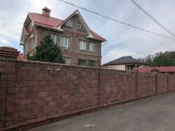 ��������� ��� � 7 ������ � 720 �² � 14 ���., ��� ���������, ������ ��� 57 � ��������� �������� �� Hayat Park ���� 4