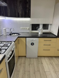 ����� ���� � 3 ������� � 73 �² � 3 ���., ������� 70� � ��������� ���������� ���� 4